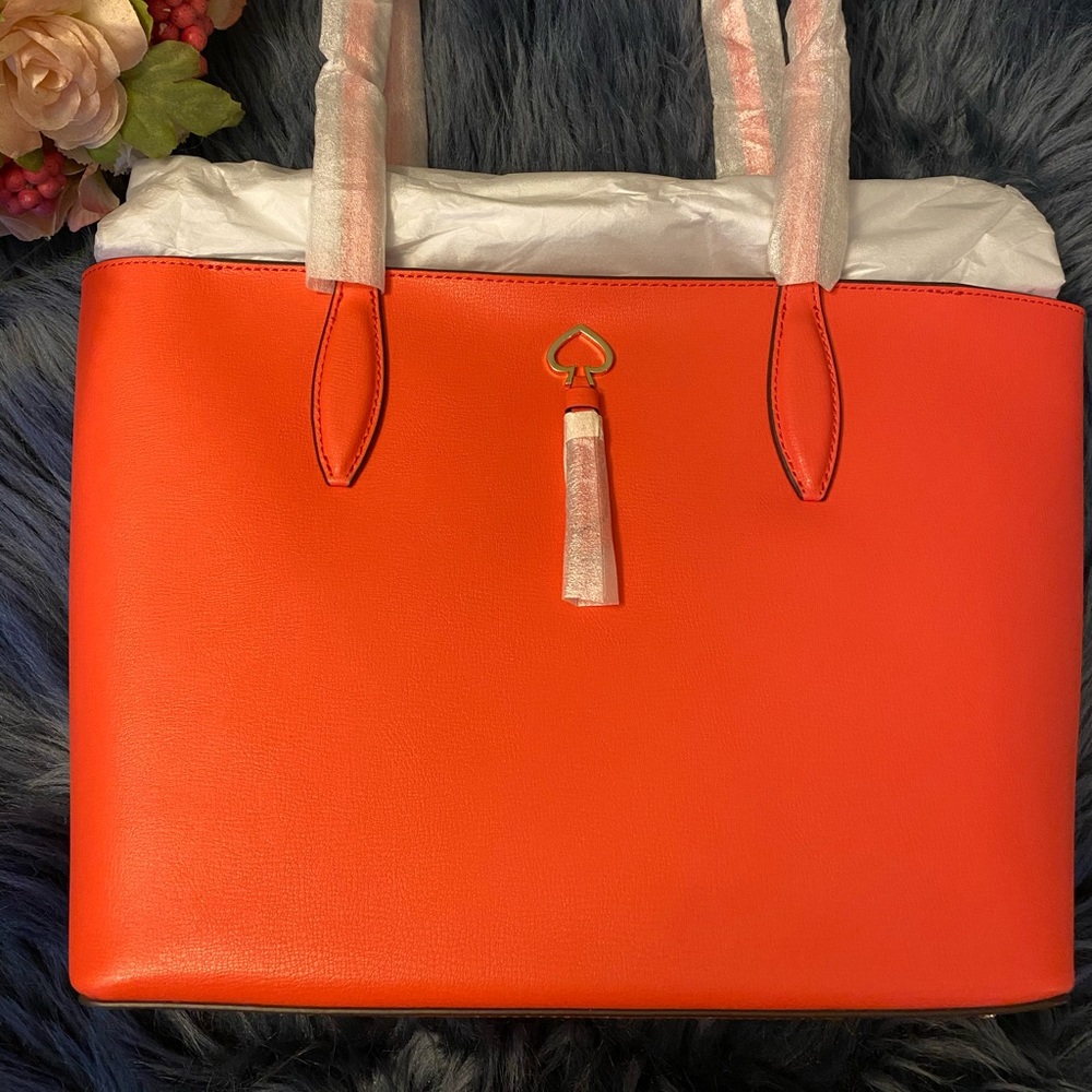 Kate spade ♠️ coral tote! NWT GORGEOUS! - Picture 3 of 12